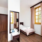 Bed and Breakfast Sienkiewiczowka 3*