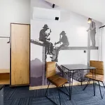 Sienkiewiczówka 3*