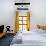 Sienkiewiczówka Bed and breakfast 3*