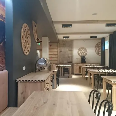 לינה וארוחת בוקר Sienkiewiczowka