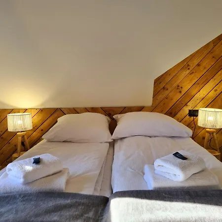 Sienkiewiczówka 3*