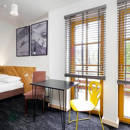 Sienkiewiczowka לינה וארוחת בוקר זקופאנה