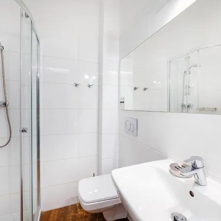 Sienkiewiczowka לינה וארוחת בוקר 3*