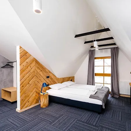 Sienkiewiczowka לינה וארוחת בוקר