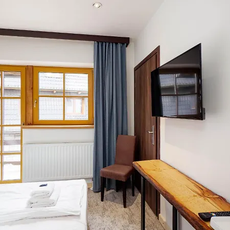 Sienkiewiczowka לינה וארוחת בוקר