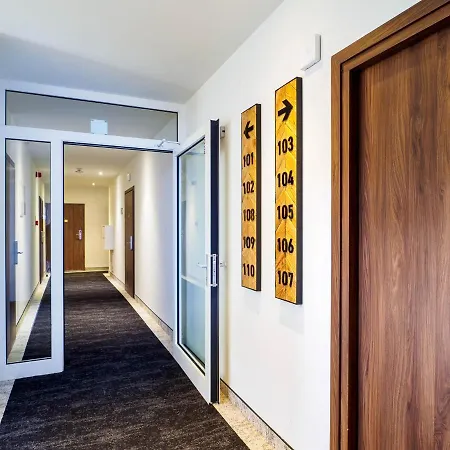 לינה וארוחת בוקר Sienkiewiczowka