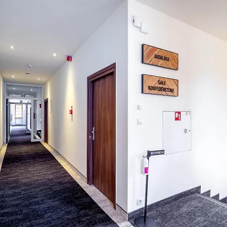 לינה וארוחת בוקר Sienkiewiczowka