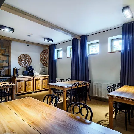 לינה וארוחת בוקר Sienkiewiczowka 3*