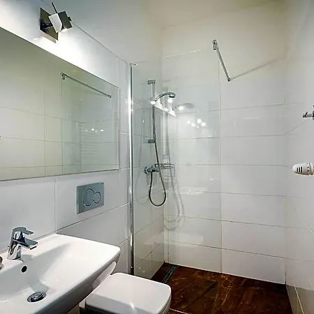 فندق مبيت وإفطار Sienkiewiczowka 3*